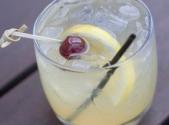 Host A Smash Hit Party With Oscar-Inspired Drinks